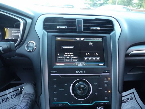 Used 2015 Ford Fusion Titanium FWD image 8