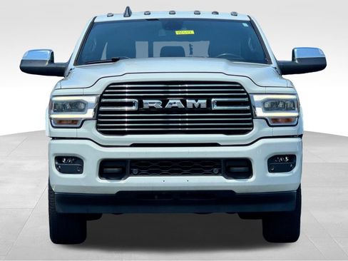 Used 2022 RAM 3500 Laramie AWD/4WD image 2