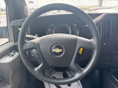 Used 2019 Chevrolet Express 3500 LT w/ LT Preferred Equipment Group RWD image 26