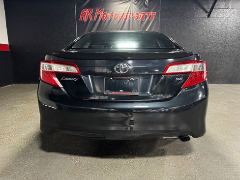 Used 2012 Toyota Camry SE FWD image 4