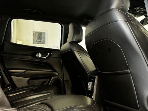 Certified 2023 Jeep Compass Altitude w/ Convenience Group image 8