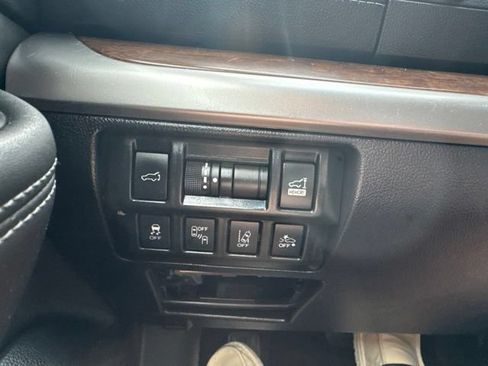 Used 2018 Subaru Outback 2.5i Limited AWD/4WD image 28