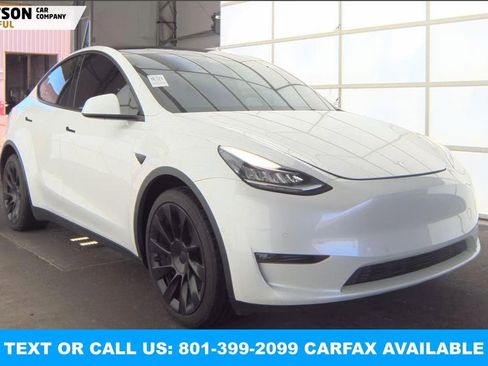 Used 2022 Tesla Model Y Long Range AWD/4WD image 2