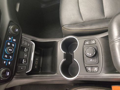Used 2019 GMC Terrain SLT FWD image 26