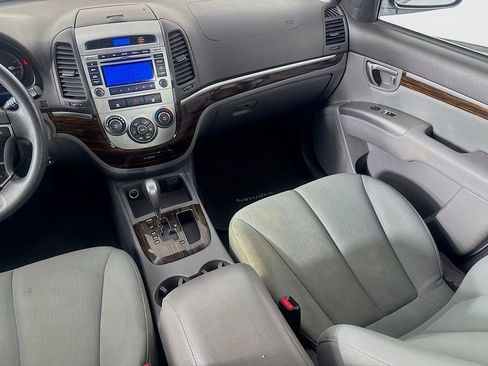 Used 2011 Hyundai Santa Fe GLS image 27