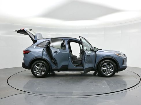 New 2025 Ford Escape ST-Line w/ Equipment Group 301A image 3