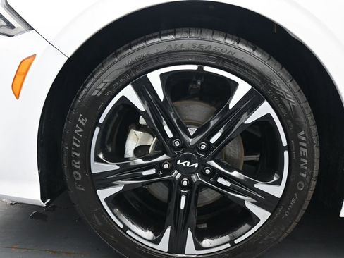 Used 2023 Kia K5 GT-Line image 14