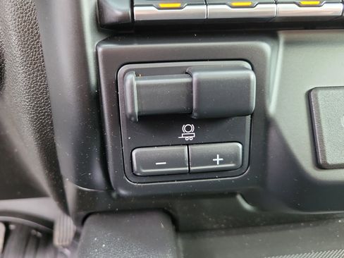 Used 2019 GMC Sierra 1500 SLT w/ SLT Premium Plus Package image 31