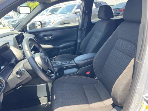 Certified 2024 Honda HR-V Sport image 18