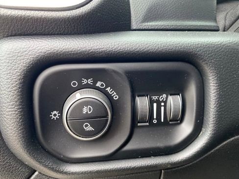 Used 2019 RAM 2500 Laramie AWD/4WD image 21