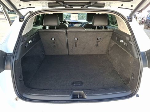 Used 2023 Buick Envision Essence image 28