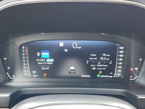 Used 2025 Honda Pilot Elite image 14