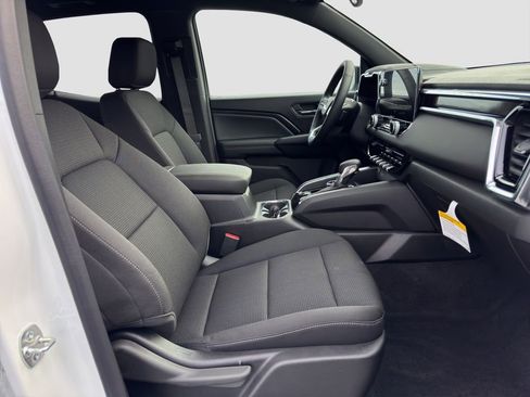 New 2026 GMC Canyon Elevation w/ Convenience Package image 18