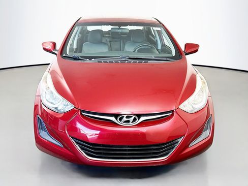 Used 2016 Hyundai Elantra SE image 2