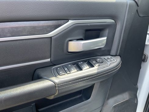 Used 2024 RAM 3500 Big Horn image 23