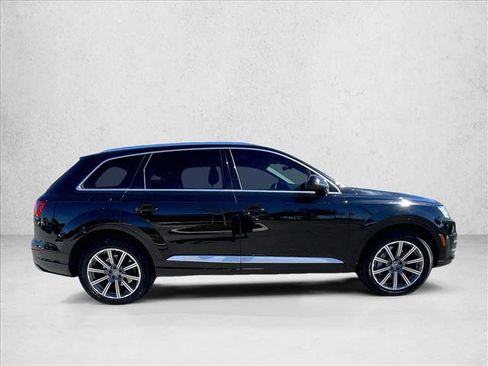 Used 2017 Audi Q7 3.0T Premium Plus w/ Premium Plus Package image 5