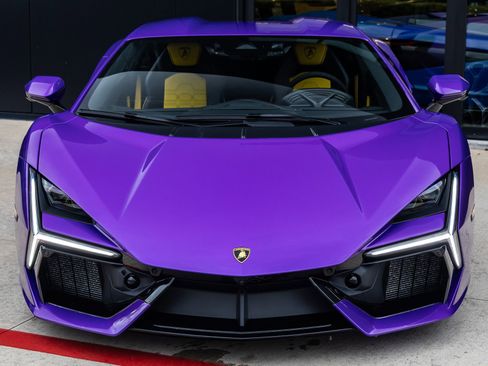 Used 2025 Lamborghini Revuelto AWD/4WD image 5