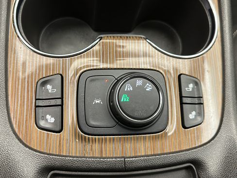 Used 2023 GMC Acadia SLE w/ Driver Convenience Package AWD/4WD image 21
