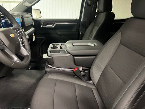 New 2026 Chevrolet Silverado 1500 LT AWD/4WD image 12