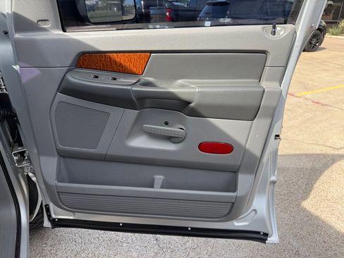 Used 2006 Dodge Ram 3500 Truck SLT image 21