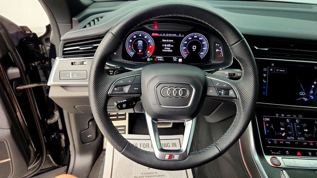 Used 2024 Audi SQ8 Premium Plus AWD/4WD image 14
