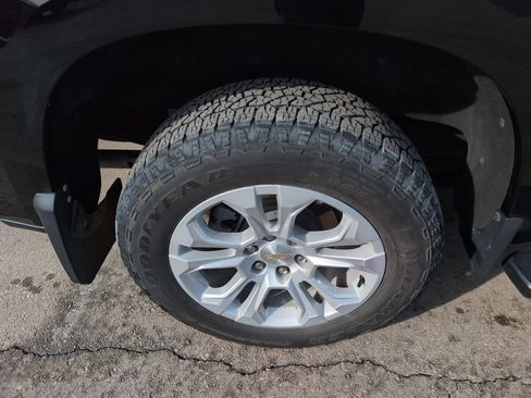 Used 2022 Chevrolet Silverado 1500 LTZ w/ LTZ Premium Package image 9