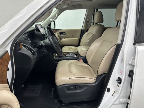 Used 2023 Nissan Armada SL RWD image 9