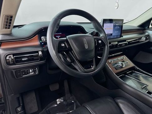 Used 2020 Lincoln Aviator Reserve RWD image 13