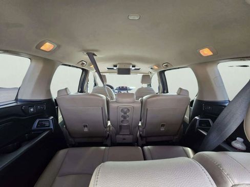 Used 2018 Honda Odyssey Elite image 8