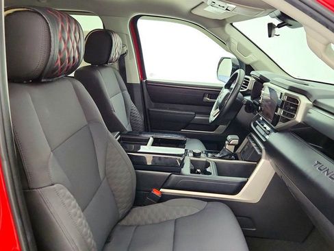 Used 2024 Toyota Tundra SR5 w/ SR5 Convenience Package AWD/4WD image 23