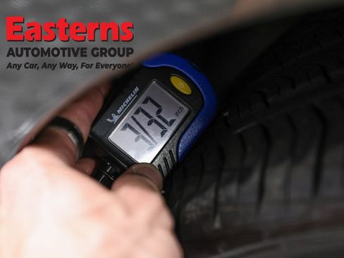 Used 2022 Volvo S60 B5 Inscription AWD/4WD image 27