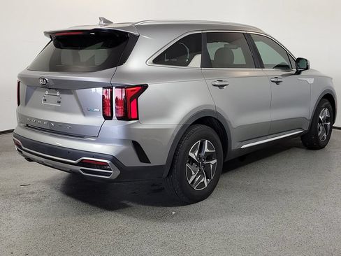 Used 2021 Kia Sorento S FWD image 7