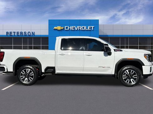 Used 2022 GMC Sierra 3500 AT4 w/ AT4 Premium Plus Package AWD/4WD image 3
