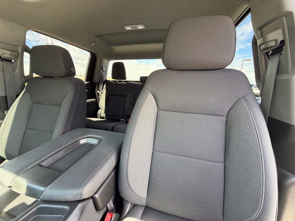 Used 2025 GMC Sierra 1500 Elevation AWD/4WD image 13