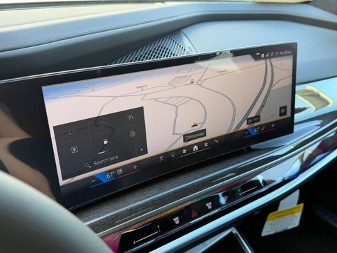 New 2026 BMW 740i image 28