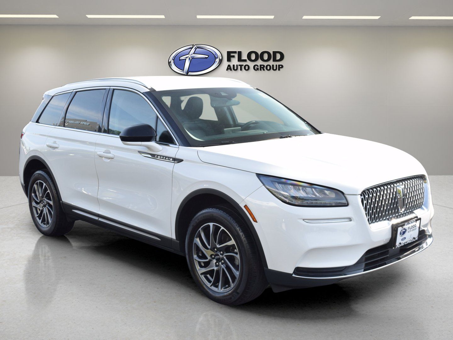 Used 2022 Lincoln Corsair AWD w/ Equipment Group 101A image 1