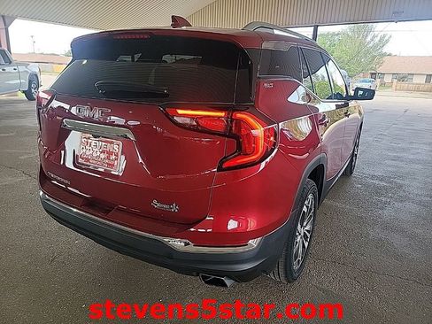 Used 2019 GMC Terrain SLT w/ Preferred Package FWD image 8