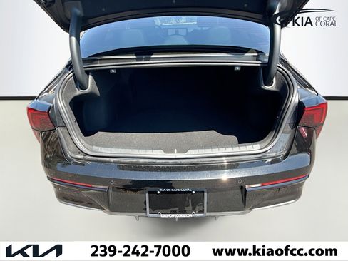 Used 2025 Kia K5 GT-Line image 12