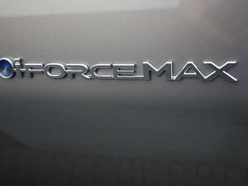 Used 2025 Toyota Land Cruiser w/ Premium Package image 11