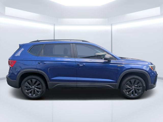 Used 2022 Volkswagen Taos S FWD image 2
