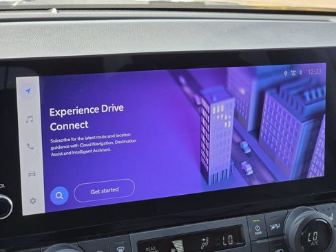 Used 2025 Toyota Grand Highlander FWD image 18