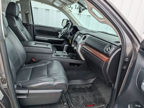 Used 2015 Toyota Tundra Limited image 24