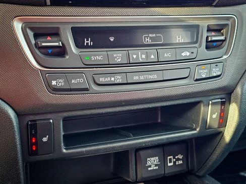 Used 2022 Honda Passport TrailSport image 26