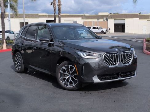 Used 2026 BMW X3 xDrive30i w/ Convenience Package AWD/4WD image 2