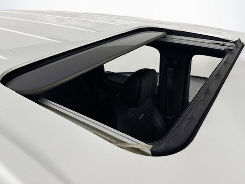 Certified 2024 Mercedes-Benz G 63 AMG 4MATIC w/ Manufactur Interior Package image 23