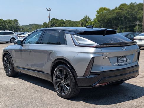 Used 2024 Cadillac Lyriq Sport w/ LPO, Floor Liner Package AWD/4WD image 7