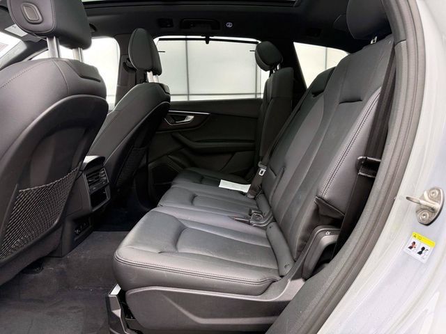Used 2024 Audi Q7 2.0T Premium Plus AWD/4WD image 8