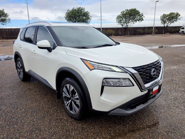 Used 2023 Nissan Rogue SV w/ SV Premium B Package FWD image 4