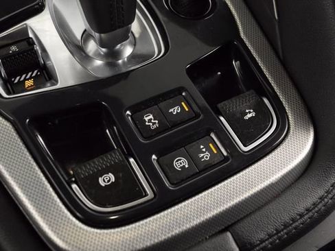 Used 2014 Jaguar F-TYPE Convertible image 27