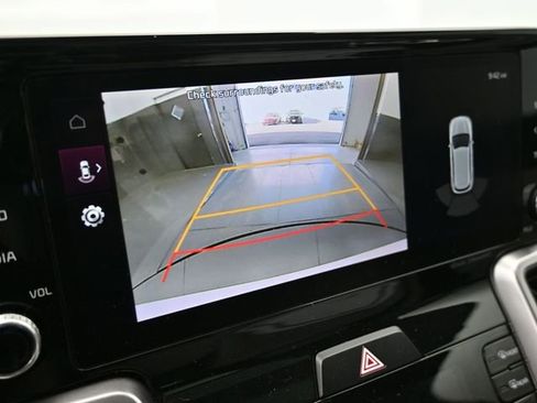 Used 2023 Kia Sorento EX w/ Panoramic Sunroof Package image 34